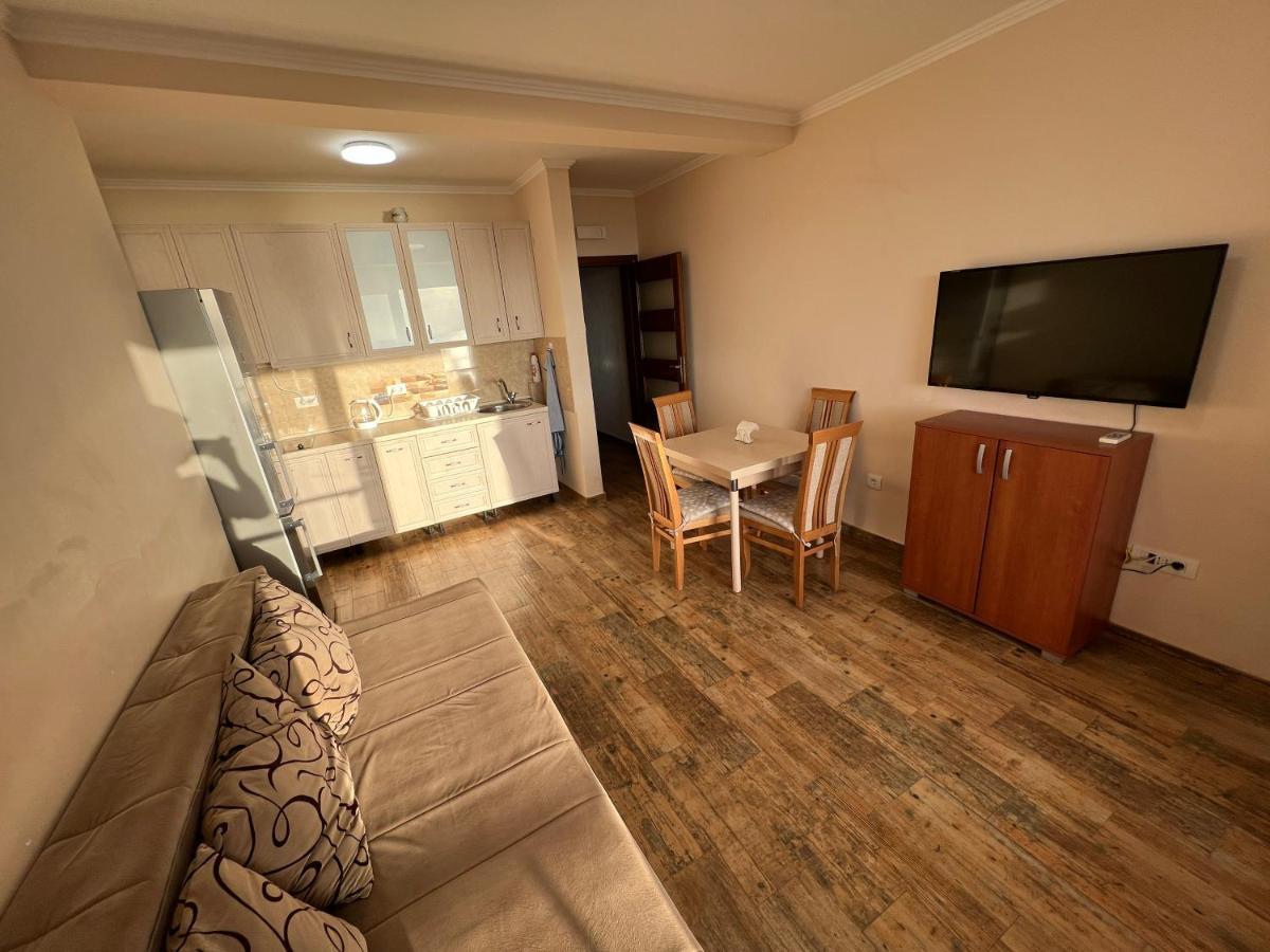 Apartment Sea View Dobra Voda Exteriör bild